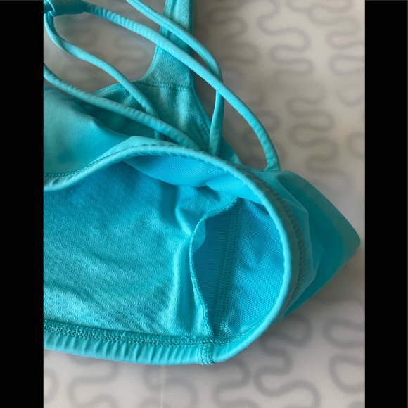 Lululemon Free to Be Bra - Picture 4 of 6